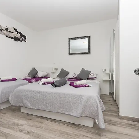 Franko Apartment