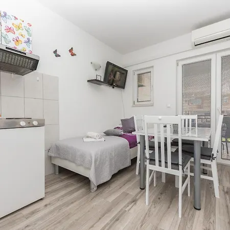 Franko Apartment